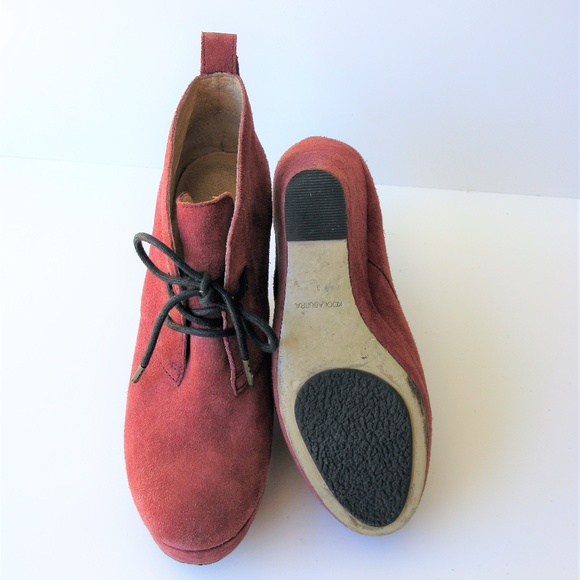 Koolaburra Katelyn Desert Wedge Ankle Bootie 8 - Picture 8 of 8